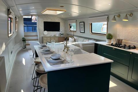 undefined, D'oyle Carte Island, Weybridge, KT13