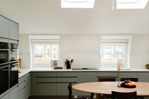 3 bedroom apartment to rent, Marylebone Lane