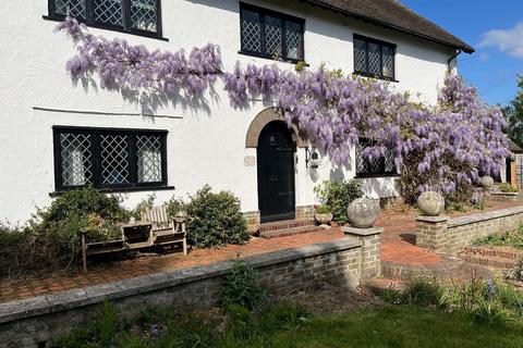 4 bedroom detached house for sale, Gossamer Lane, Bognor Regis