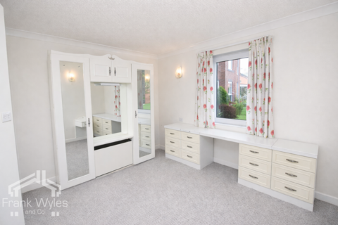 1 bedroom flat for sale, Flat 8, Homelinks House, 39 Clifton Drive, Lytham St. Annes, Lancashire