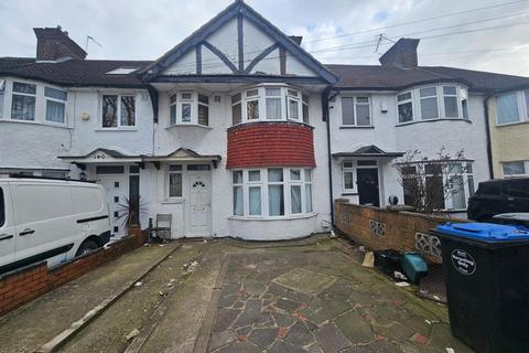 3 bedroom terraced house for sale, Monks Park, Wembley