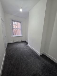 2 bedroom terraced house to rent, North Road, Wallsend NE28