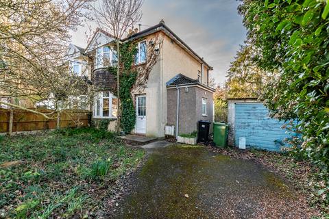 32 Manor Road, Saltford, Bristol, Bath and North East Somerset BS31 3DN