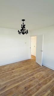 undefined, Hornchurch, RM11