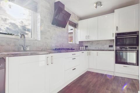 4 bedroom semi-detached house for sale, Elmfield Road, Castle Bromwich, Solihull, B36