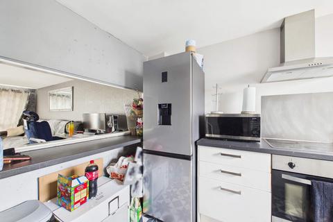 2 bedroom terraced house to rent, Harbour View Close, Brixham