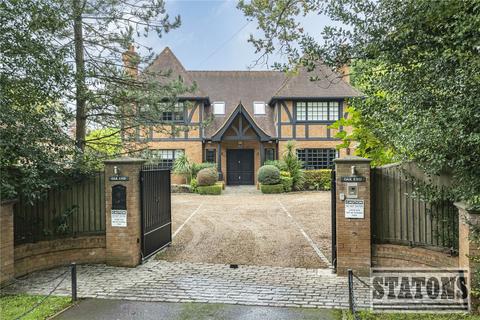 6 bedroom detached house for sale, Barnet Road, Arkley, EN5