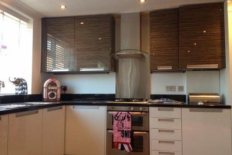 2 bedroom duplex to rent, Handel Way, Edgware