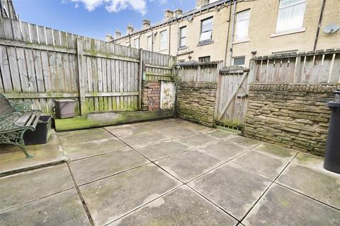 undefined, Duke Street, Elland