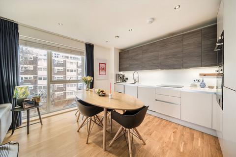 2 bedroom flat for sale, Dalmeny Avenue, London N7