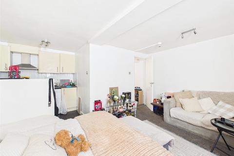 undefined, St. Catherine Street, Gloucester, GL1