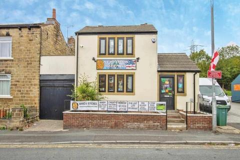Retail property (high street) for sale, 55 Lake Lock Rd Wakefield WF3 4HP