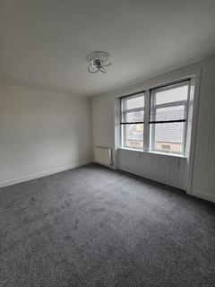 3 bedroom flat to rent, Main Street, Auchinleck, KA18