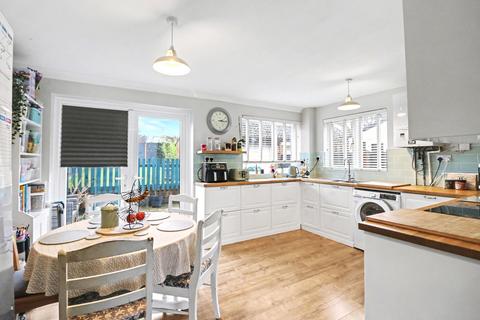3 bedroom semi-detached house for sale, Whitebeam Road, Southampton SO30