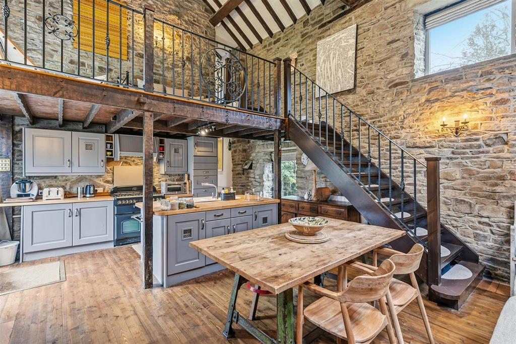 Barn Kitchen