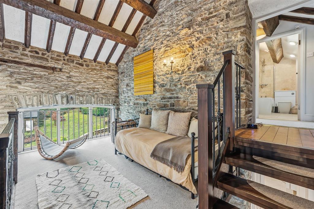 Barn Mezzanine