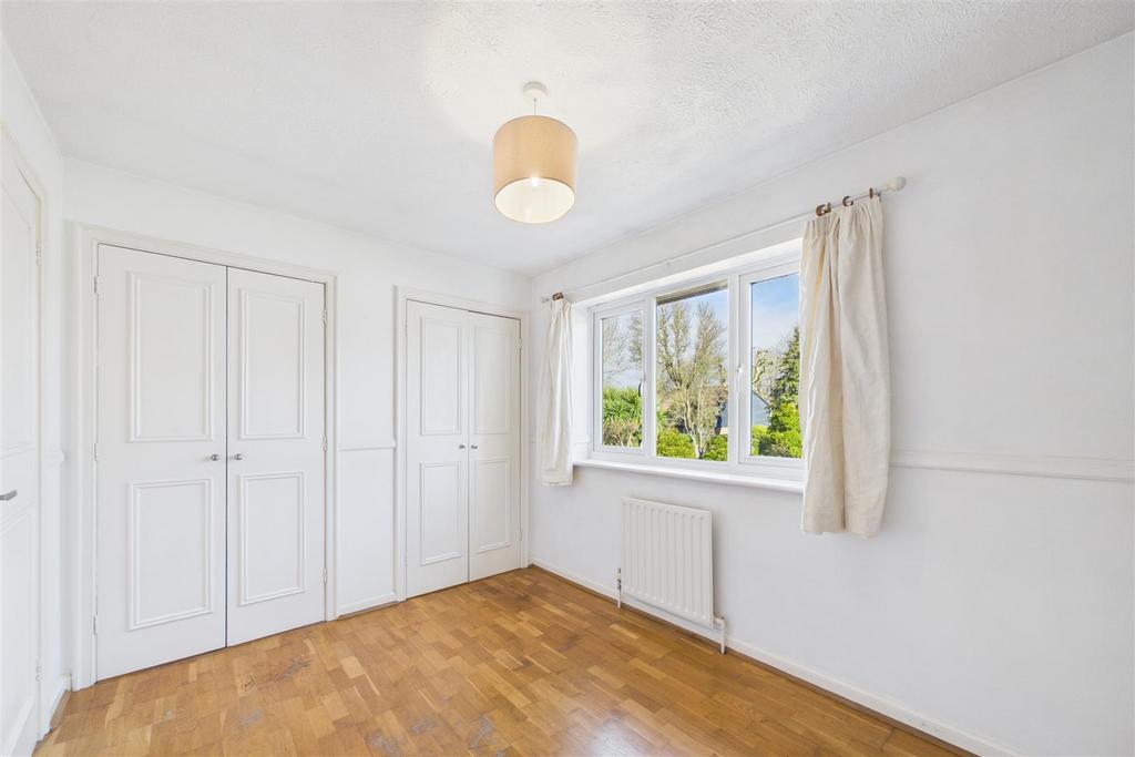 CAM01894 G0-PR0272-STILL022.jpg