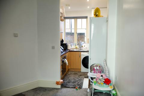1 bedroom flat for sale, Clickers Mews, Northampton NN5