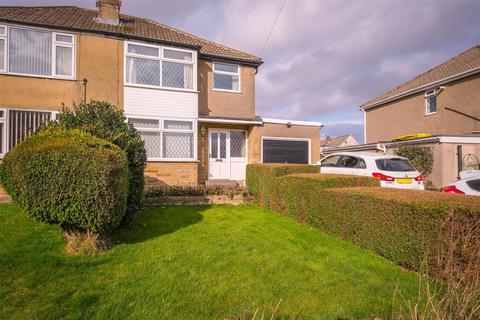 High Fernley Road, Wyke, Bradford