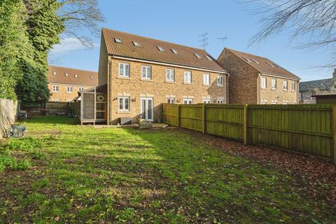 3 bedroom end of terrace house for sale, Nickerson Yard, THETFORD
