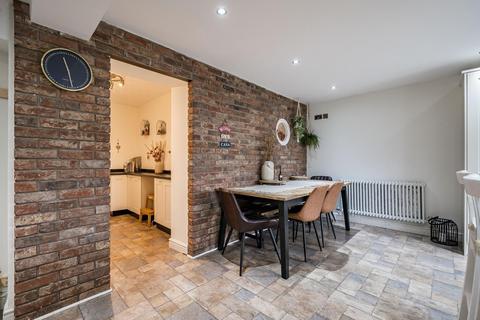4 bedroom terraced house for sale, Garth Owen, Newtown