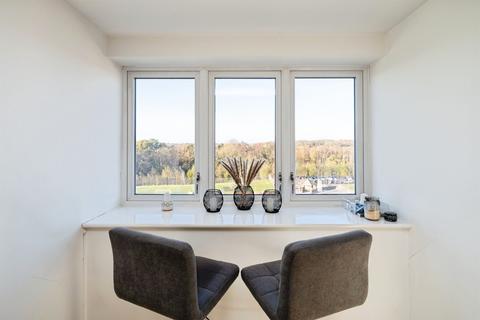 undefined, The Avenue, TUNBRIDGE WELLS