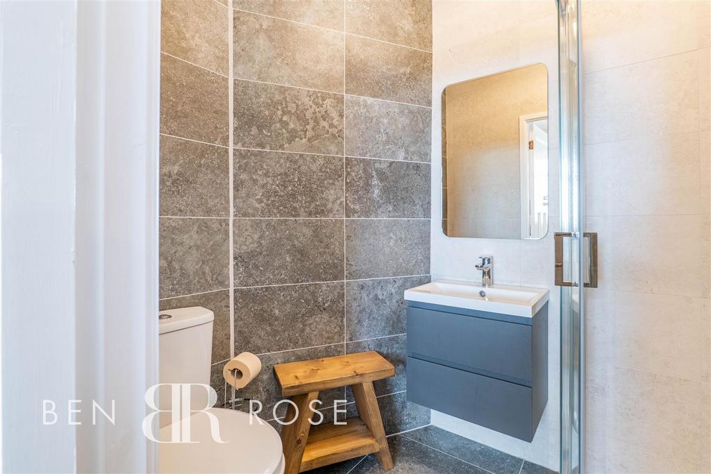 Master Ensuite