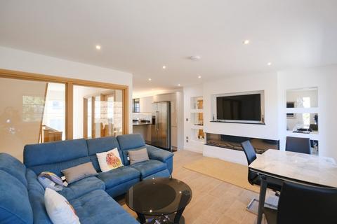 3 bedroom semi-detached house for sale, La Vallee Des Vaux, Jersey JE2