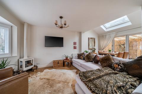 undefined, Gordon Road, Cheltenham, Gloucestershire