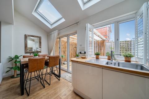 undefined, Gordon Road, Cheltenham, Gloucestershire
