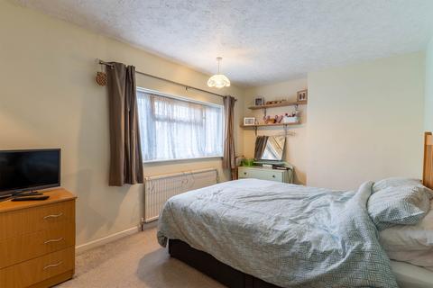 2 bedroom semi-detached house for sale, Rembrandt Drive, Northfleet, DA11 8NG