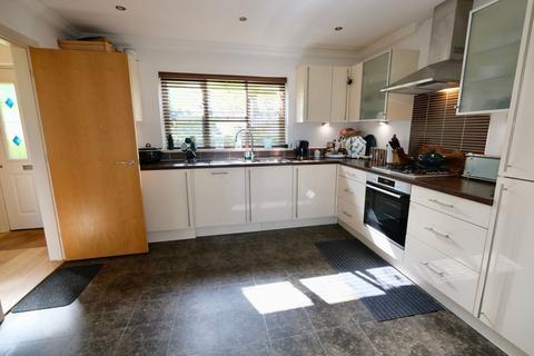 4 bedroom detached house for sale, La Rue de Samares, Jersey JE2