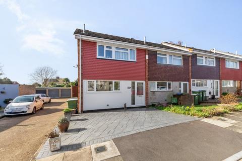 Blair Close, Sidcup, DA15