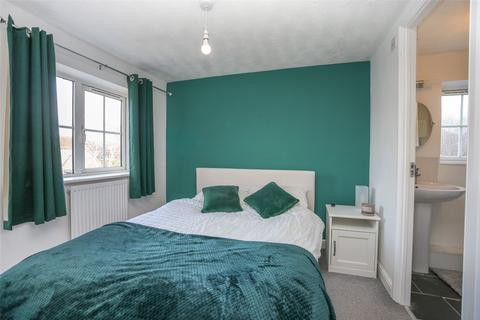 3 bedroom end of terrace house to rent, Ashlea Meadow, Bishops Cleeve, Cheltenham, Gloucestershire, GL52