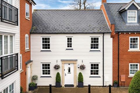 4 bedroom terraced house for sale, Edward Paxman Gardens, Colchester