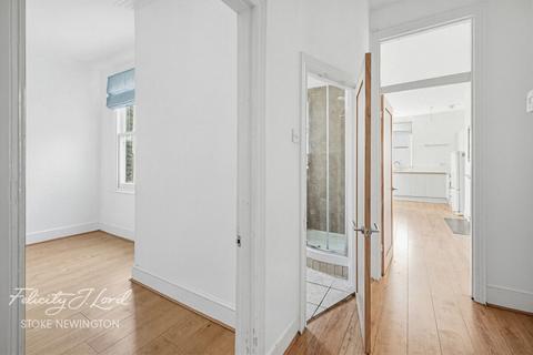 2 bedroom flat for sale, Holmleigh Road, LONDON