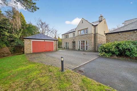 4 bedroom detached house for sale, Hebers Ghyll Drive, Ilkley, West Yorkshire, LS29