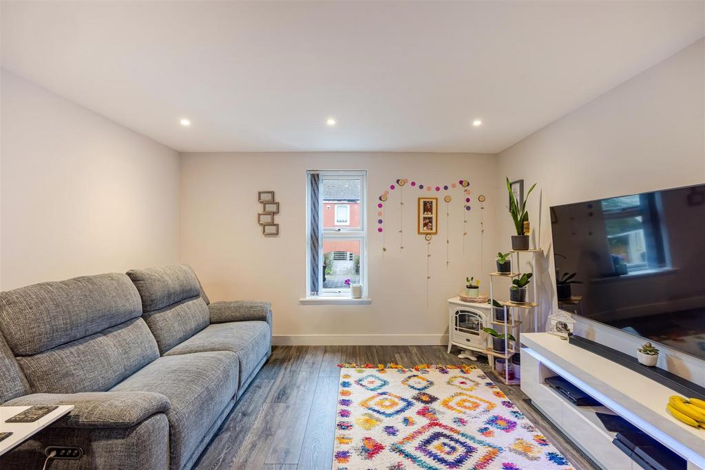 A08 - Barnfield Walk Kingsbridge - 260223.jpg