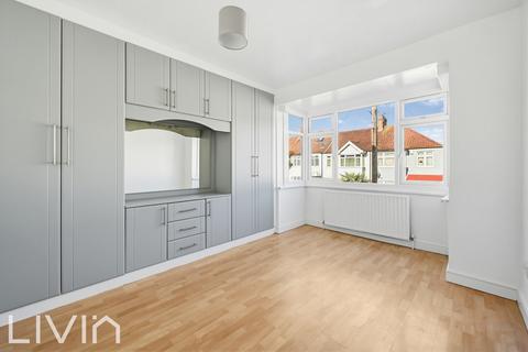 4 bedroom end of terrace house for sale, London SW16