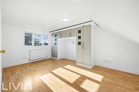 4 bedroom end of terrace house for sale, London SW16