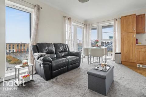 2 bedroom apartment for sale, Station Square, St Neots