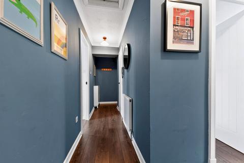 2 bedroom flat for sale, The Paddock, Clarkston, Glasgow