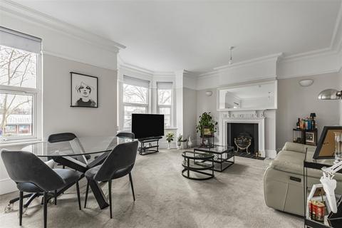 2 bedroom flat for sale, Upper Richmond Road West, East Sheen, SW14
