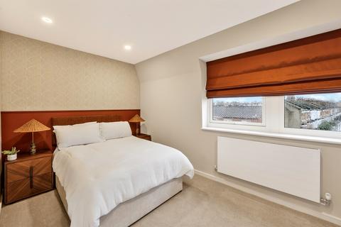 4 bedroom terraced house for sale, Wilna Road, London