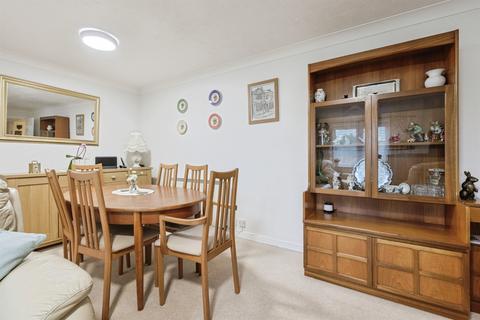 2 bedroom flat for sale, Horn Cross Road, Plymouth
