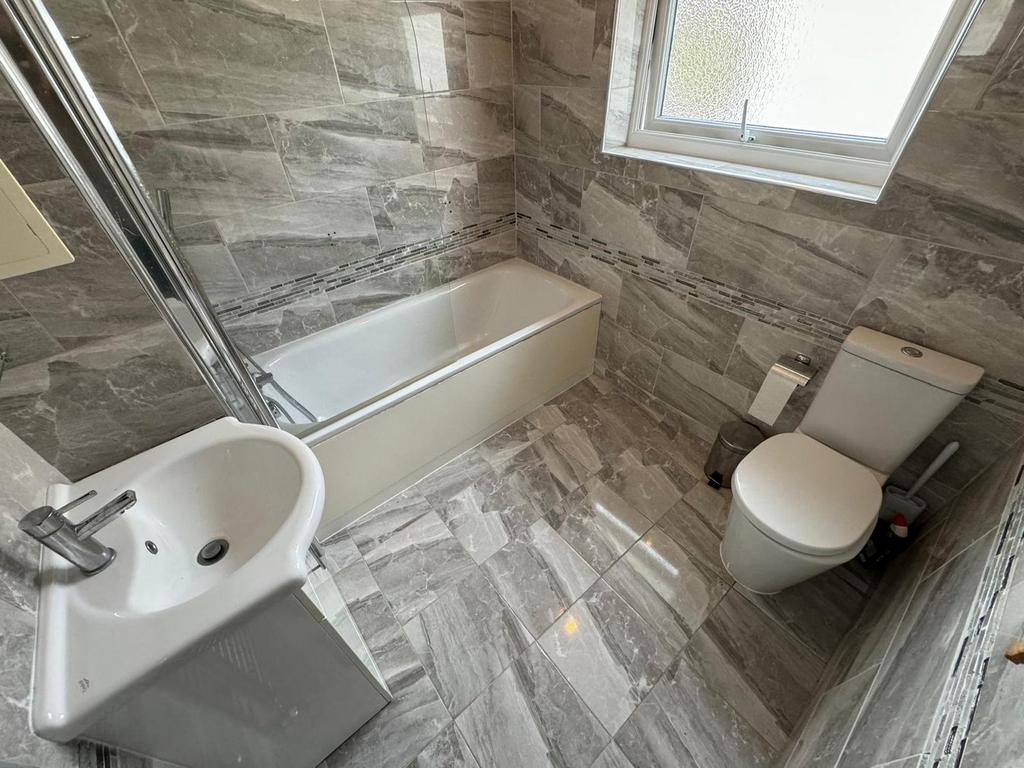Bathroom Suite