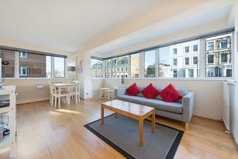 Lee Court, London W8