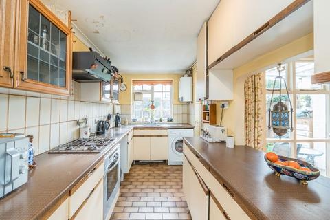 undefined, Regency Close, Hampton TW12