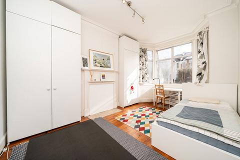 undefined, Mayfield Avenue, London W13