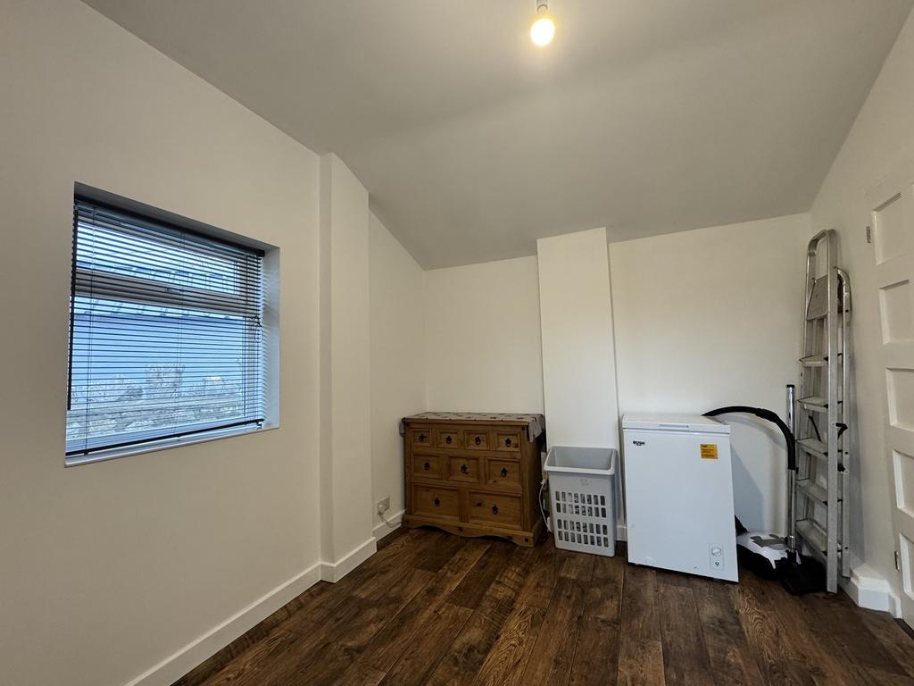 Bedroom 3 / Reception 2
